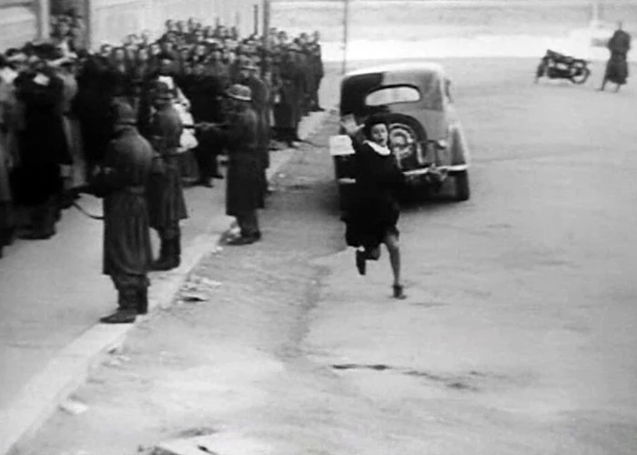 Анна Маньяни в самой известной сцене фильма «Рим ― открытый город», 1945