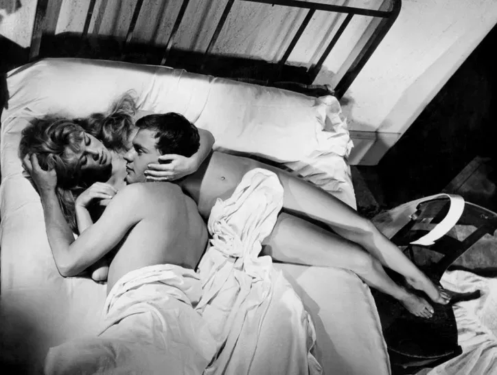 Брижит Бардо в фильме «И Бог создал женщину»,