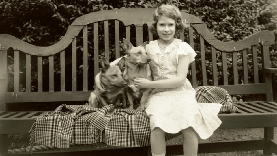 Королева Елизавета в детстве Королева Елизавета в детстве