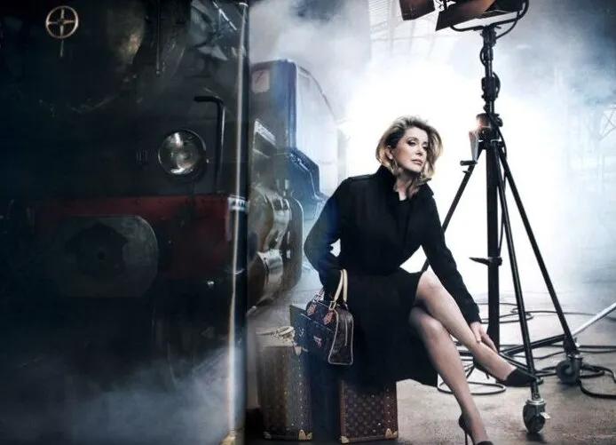 Катрин Денев на съемочной площадке