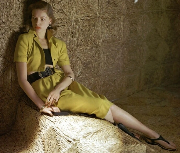 Фото Лорен Бэколл для журнала Vouge, 1945 г.