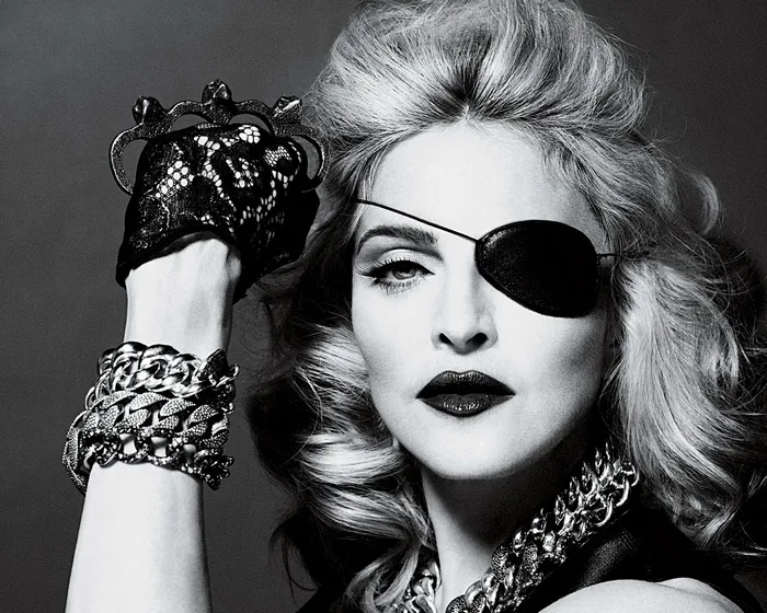 Мадонна для журнала Interview (The Art Issue), декабрь 2014 г. Фото: Mert Alas & Marcus Piggott / Interview Magazine.