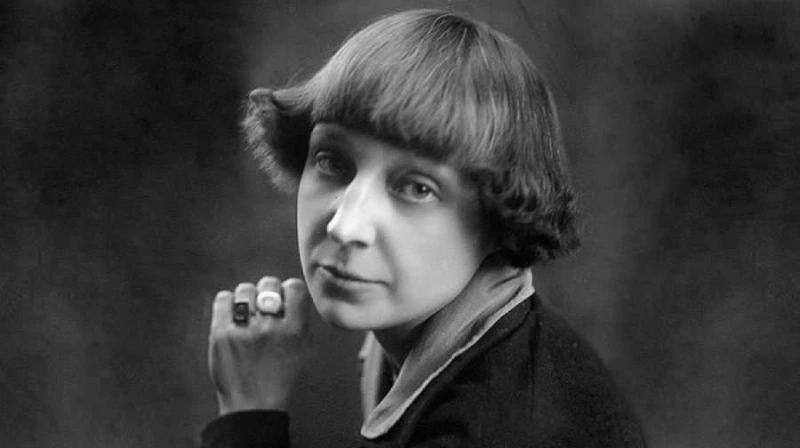 Марина Цветаева в 1925 году