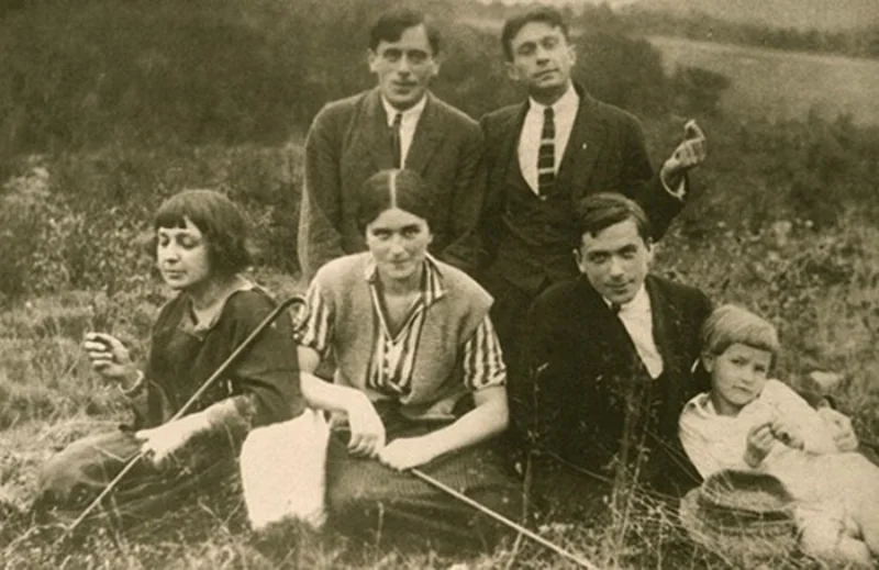 Марина Цветаева, Эфрон, Родзевич и другие в Праге в 1923 году