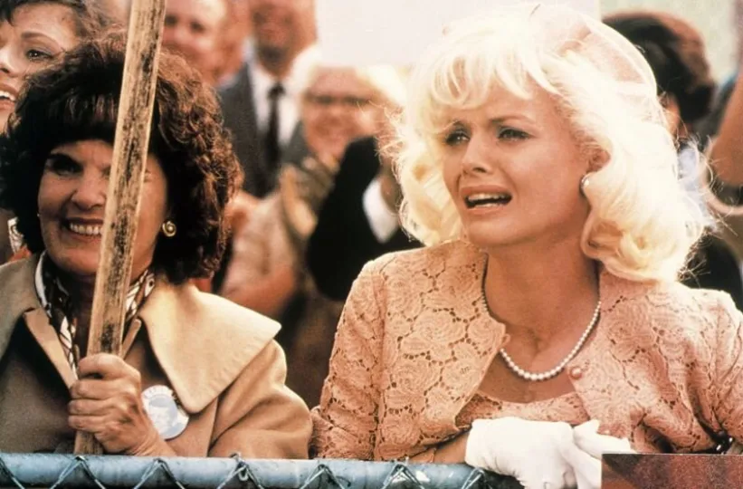 Мишель Пфайффер в фильме "Поле любви" Мишель Пфайффер в фильме "Поле любви"