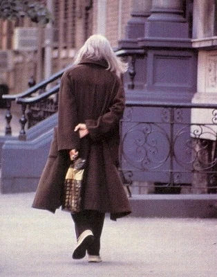 Грета Гарбо на улицах Нью-Йорка